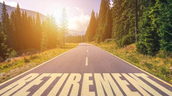 how-to-manage-a-retirement-portfolio-on-the-road-to-retirement.jpg