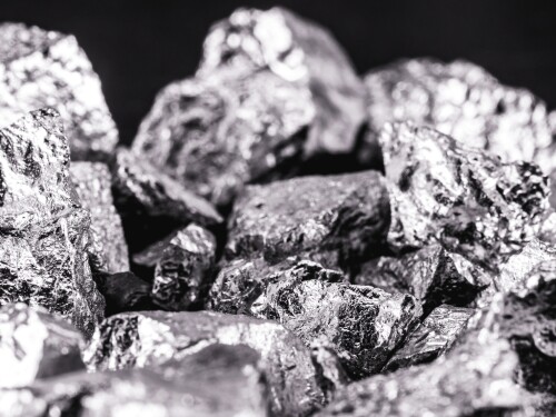 Iridium is a metallic chemical element belonging to the class of transition metals, silver. Used in high strength alloys that can withstand high temperatures