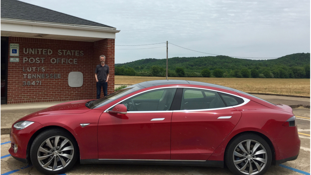 red-tesla